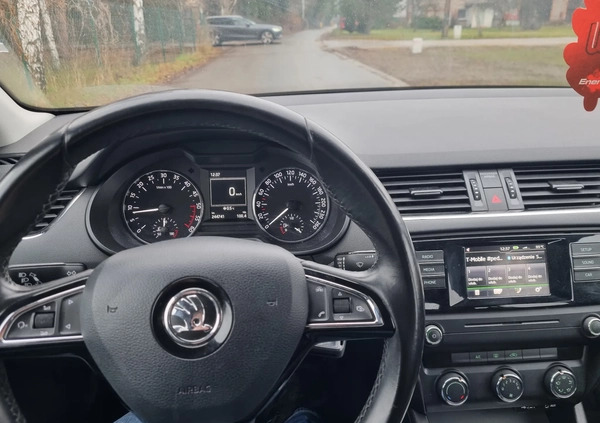 Skoda Octavia cena 29999 przebieg: 244000, rok produkcji 2016 z Wrocław małe 16